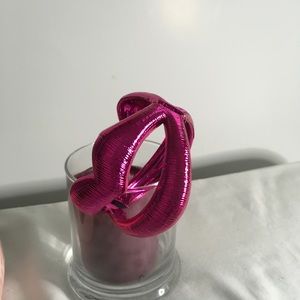 Lip Bracelet